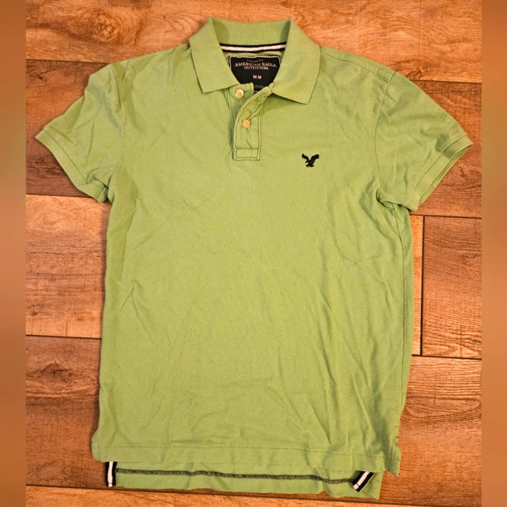 Men's medium American Eagle Green polo shirt
